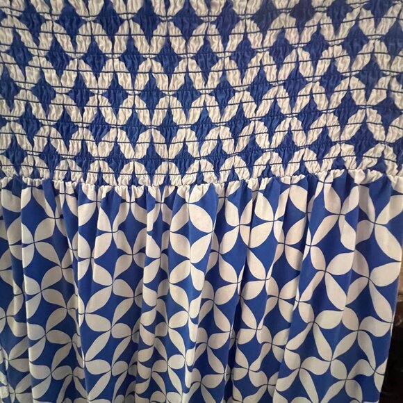 Gap Smocked Strapless Maxi Dress - Picture 3 of 5